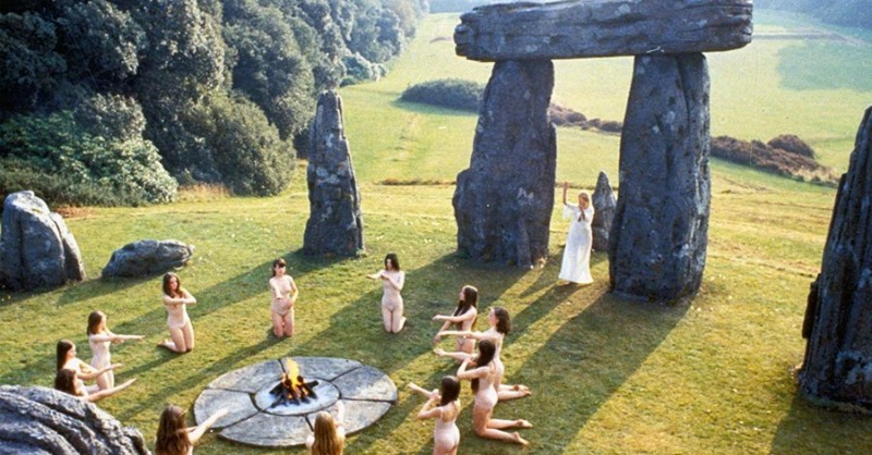 TheEconomist's tweet photo. Paganism is on the rise. It all started with “The Wicker Man”.

Human sacrifice apart, the film made a life shaped by ancient traditions seem rather appealing  https://t.co/mU6ciYwjwT 👇