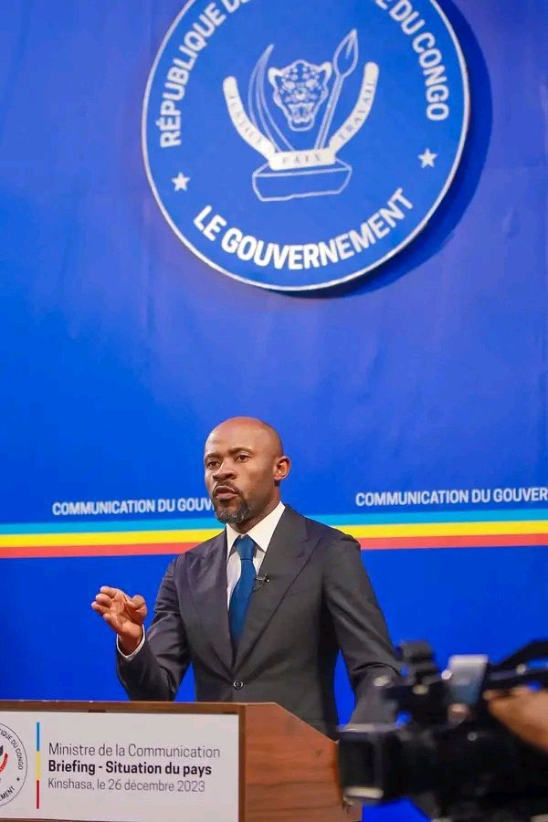 africa54infos's tweet photo. #Contestations des résultats des élections du 20 décembre 2023 en #RDC 🇨🇩 : «Ceux qui contestent peuvent saisir la Cour constitutionnelle et non la rue, car le champion de la rue est bien connu, il s'appelle Félix Tshisekedi», @PatrickMuyaya https://t.co/nZDgba86ym