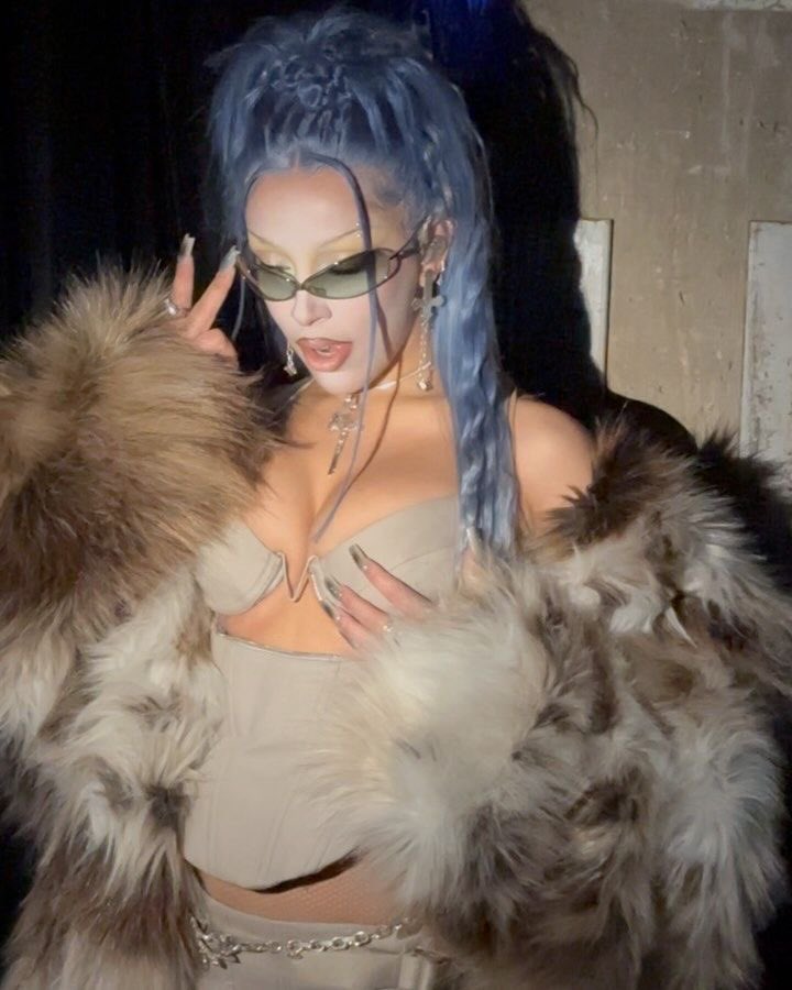 bjorksswandres's tweet photo. My look 4 the #PoppyIsOverParty https://t.co/nGXjb4vpms