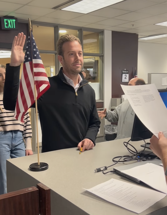 VoteHowellUT's tweet photo. I've always been all in, but now it's official. 😎 Let's get to work! #filingday #WeAreHouseDistrict23 #utpol https://t.co/TQdrTRwDjB