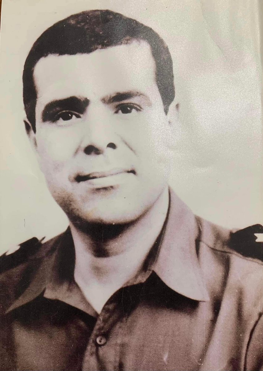 03 Janvier 1987 #Mansinach récit 

Un de nos héros, oublié de la nation.

Le martyr Nourredine BELEDJHEM , officier de police, commandant du GI, unité d’élite de la police, tombé au champ d’honneur, tué le 03 janvier 1987 lors de l’anéantissement du grouoe terroriste armé sous la