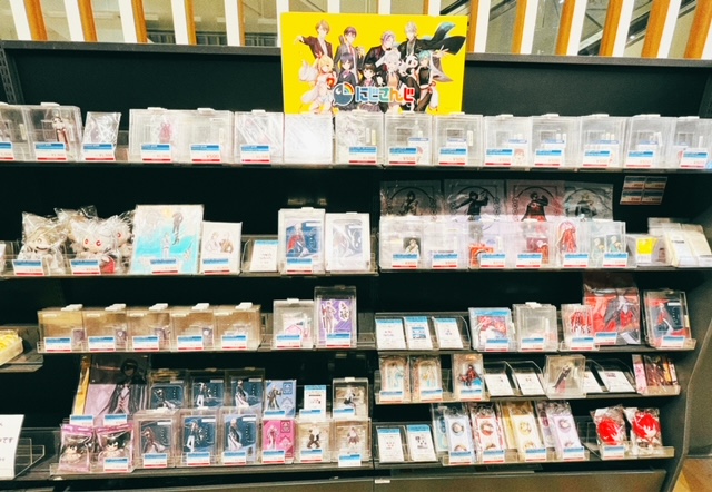 にじさんじ】 にじさんじグッズ販売中🌈🕒 ランダムチェキ風カードも