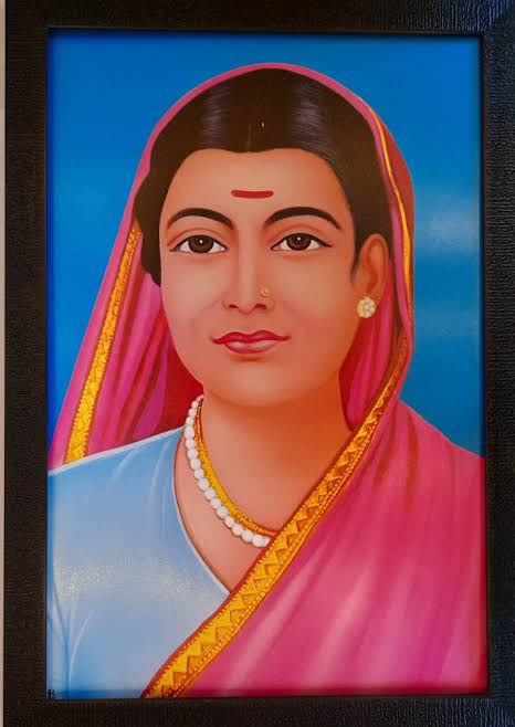 Celebrating the birth anniversary of the legendary Ma Savitribai Phule, a true pioneer in women's education and empowerment. 

Her legacy of resilience and reform continues to inspire us. 

📚💪 #SavitribaiPhule #EducateAndEmpower