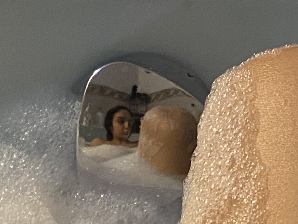 yourfavv_tyty's tweet photo. join my bath fun 🫣💕#TreningNow #onlyfan #findom #findomBE #paypig #paypiggieswanted #eatme https://t.co/PxhjIxnfRh