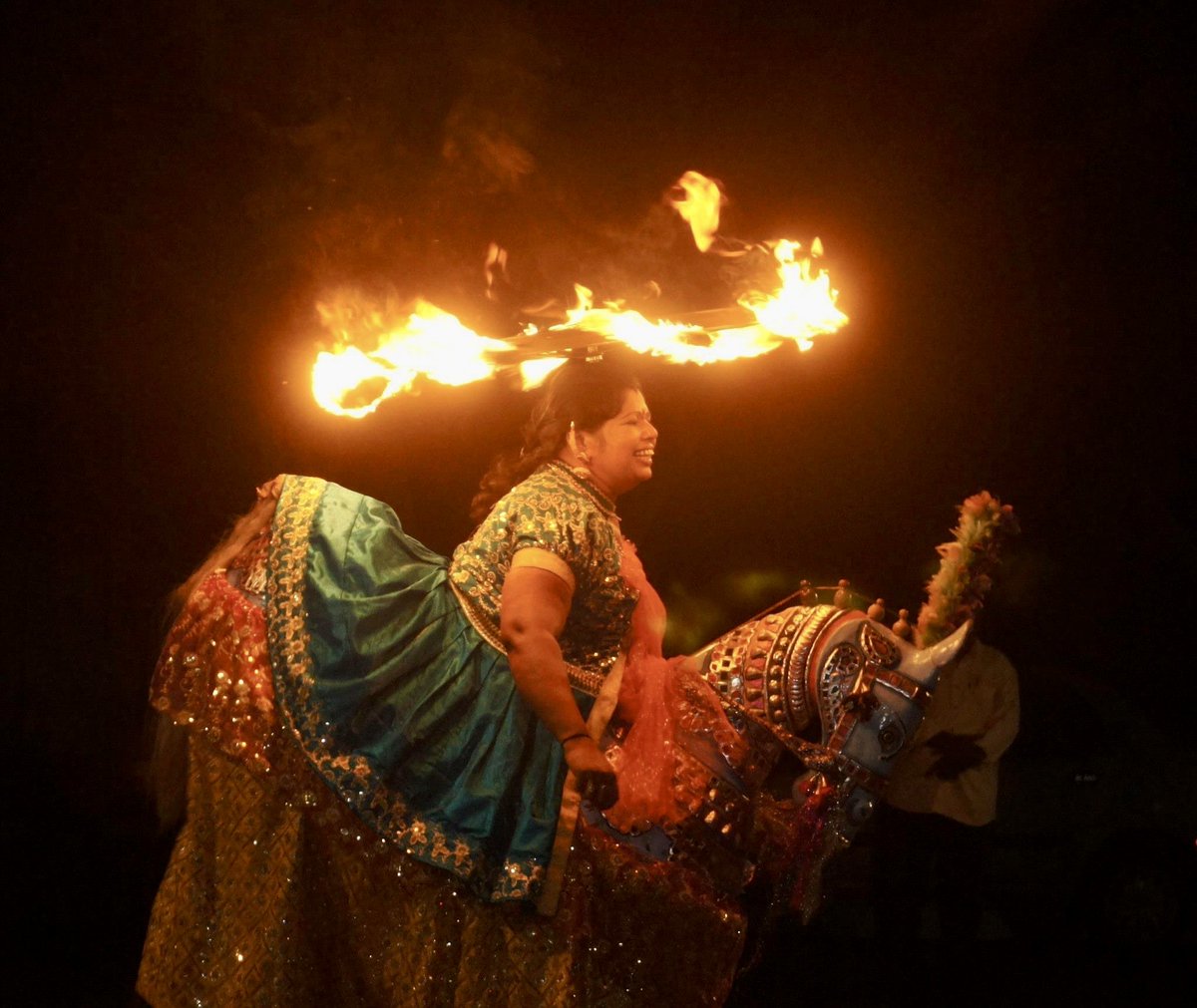 baijendra's tweet image. Mahabalipuram Diary #PoikkalKuthiraiAattam #FireDance #TamilCulture