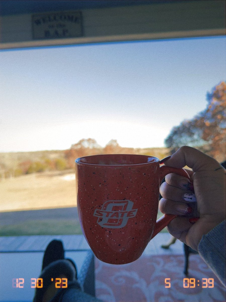 CarlieDanielle5's tweet photo. The 4B is good for the soul 🤍 https://t.co/VqMgvXZgCm