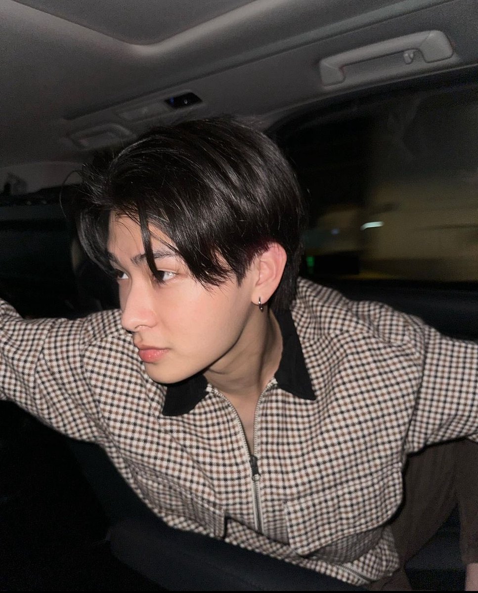 cornmenasai's tweet photo. ตั้ว , นพ.เตชินท์ กิตติภัคโสภณ ( forensic medicine แพทย์นิติเวช ) 
Tua , Dr.Techin Kittiphaksophon 
Age : 27
Birth : 22 Sep
Blood type : A
Character song : เจ้าสาวที่กลัวฝน - เรวัต พุทธินันท์ 
Marital status : Maried 
( 2my whye ) https://t.co/9VAI1ake7g