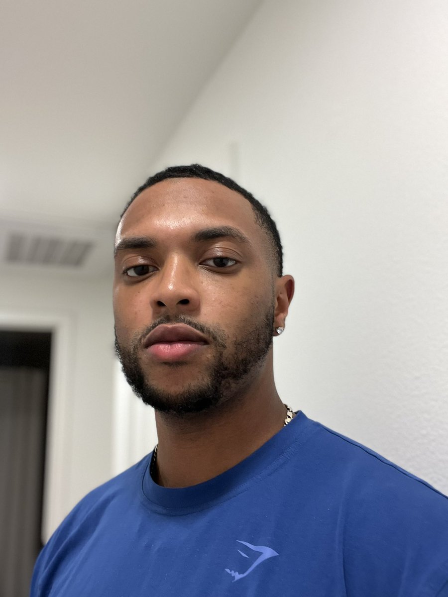 tylersan__'s tweet photo. How old will you be this year? QT with a pic

Dirty 30 https://t.co/3ABJneIUvJ
