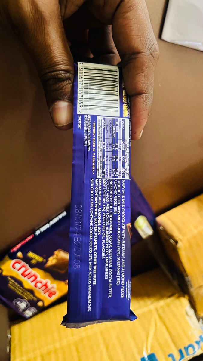 Ananananand's tweet photo. @flipkartsupport @Flipkart @Flipkart is selling fake products and defective products by showing false data on their app and after the product gets delivered, they will say it is non returnable so they cannot help. Shame on you @Flipkart @flipkartsupport https://t.co/pm6ZEQclZr