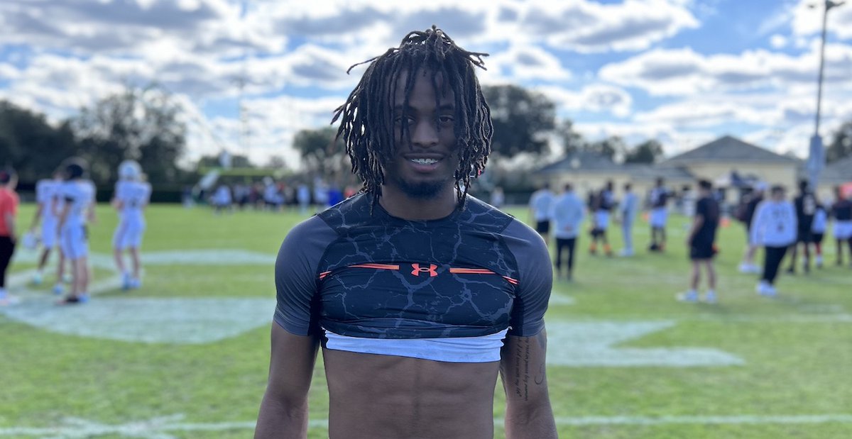 Long Beach Millikan (Calif.) WR Ryan Pellum is in Orlando this week competing at the Under Armour All-America Game and talked about his surprise Signing Day flip from #USC to #Oregon 247sports.com/Article/oregon…