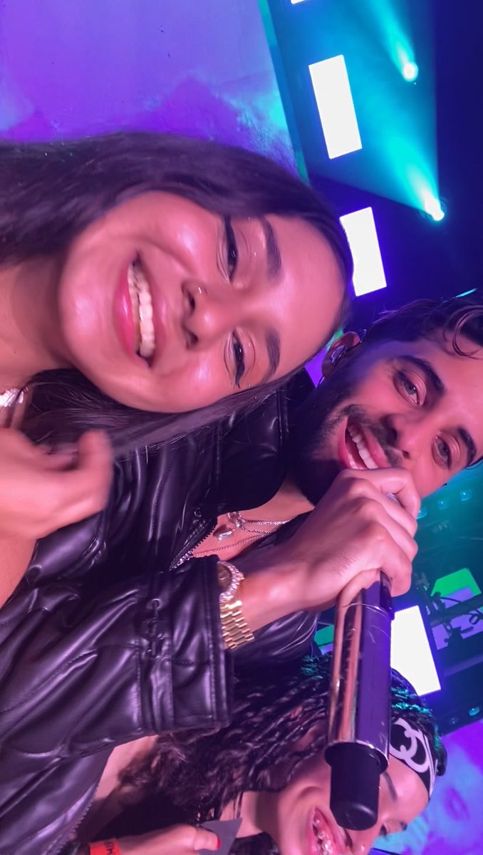cncomyheaven's tweet photo. felices 23 a mi persona favorita, eres tan admirable de ser, con tanta gracia y carisma, espero que seas feliz siempre, gracias por salvarme y siempre sacarme una sonrisa. tu voz es una cura al corazón, te amo con todas mis fuerzas🤍

WE LOVE ERICK
@ErickBrianColon https://t.co/aG6g2m2A9f