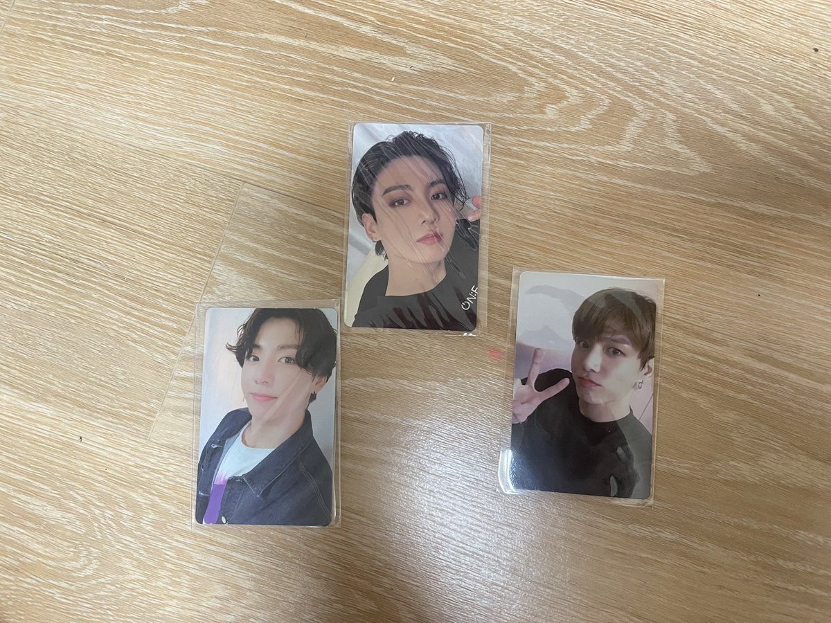 91230kv_'s tweet photo. 방탄소년단 굿즈 콘서트미니포카 양도
사진 속 모든 포카, 굿즈 일괄 20
Bts photocard sell
방탄 포카 알엠 남준 진 석진 슈가 윤기 제이홉 호석 지민 뷔 태형 정국 jin suga rm jhope jimin v  Namjoon Seokjin Yoongi Hoseok Jimin Taehyung Jungkook wts wtb DVD BTS
#bts #photocard https://t.co/OkTaBz5abx