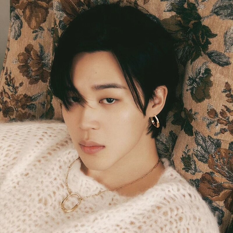 viraltakes's tweet photo. FACE by Jimin was the most-streamed 2023 album by a solo artist on MelOn, with 254 million streams. https://t.co/6sAzS3BjyG