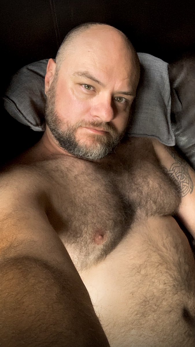 blazerker's tweet photo. Good morning! #bear #bodypositive #hairy #chest #brave #bald #beard #gay #lgbt https://t.co/KbgVt7TqvE