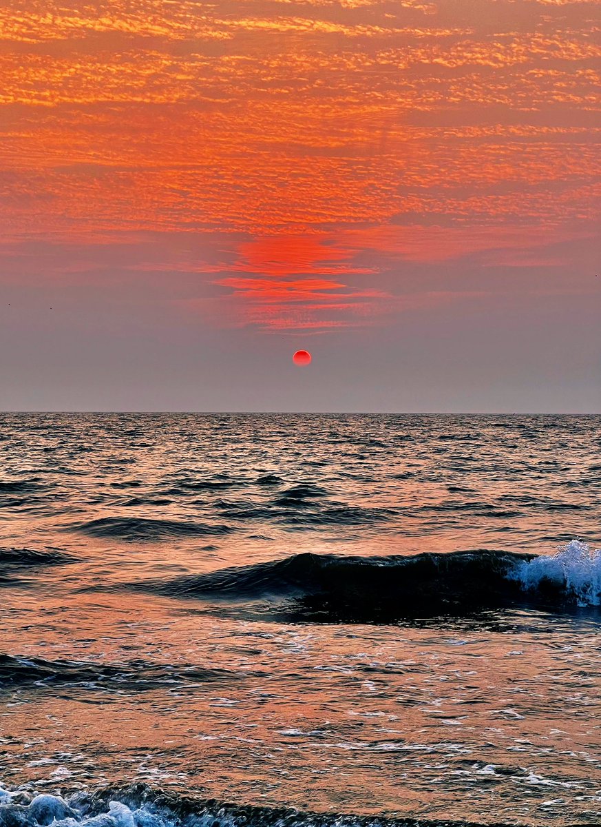 last day at the beach, back to work tomorrow

gm 🫶🏼