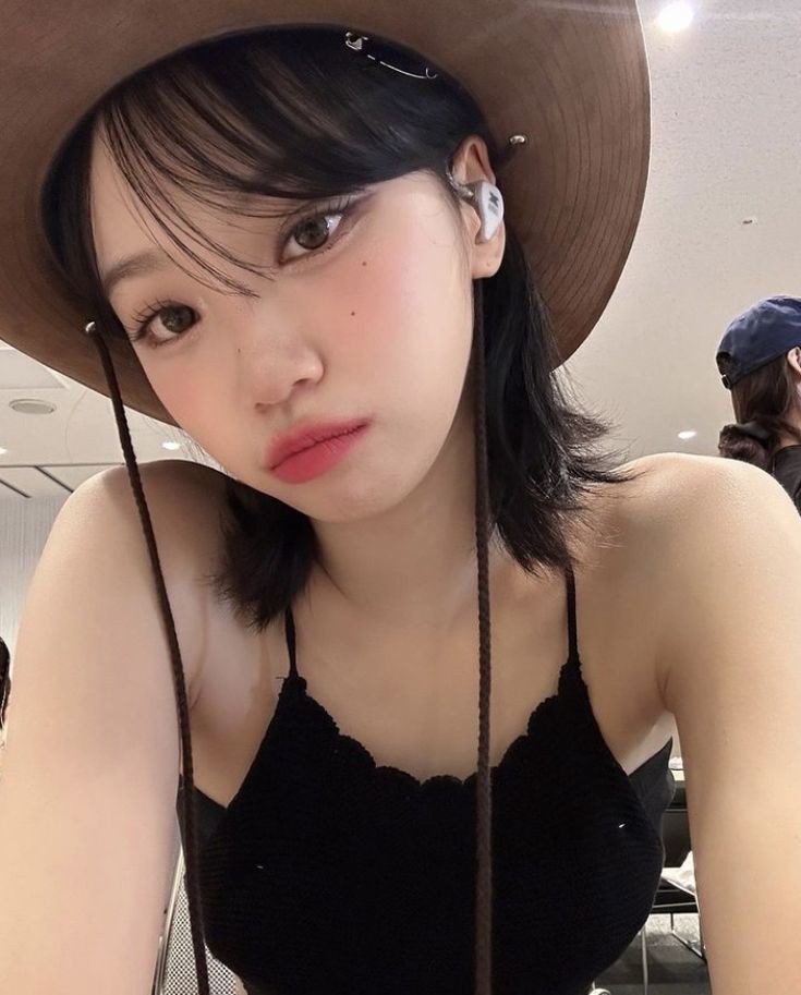 mystic__story's tweet image. 𝙾bviamente me compre todo el #𝐁𝐥o͠o𝕕真写𝚋oo𝕜 apenas salio ₍ᐢ.  ̫.ᐢ₎ pero solo poque #𝐌𝕖𓊈স্কུস্ৰ𓊉𝙼𝕪se𝐥f me tiene enamorada, pero sobre todo porque estoy en mi #𝐕𝕒̈mթ𝐢re𓈒࣪·𝑚o𝚍e gracias a mi golden boy !

𝔐𝚢s𝕥ica͜͡𝚕'𝕤 ❤︎ ֺ 𓈒 𓊆 #𝔄𝕟gē͟ls 𓊇 🪽 !