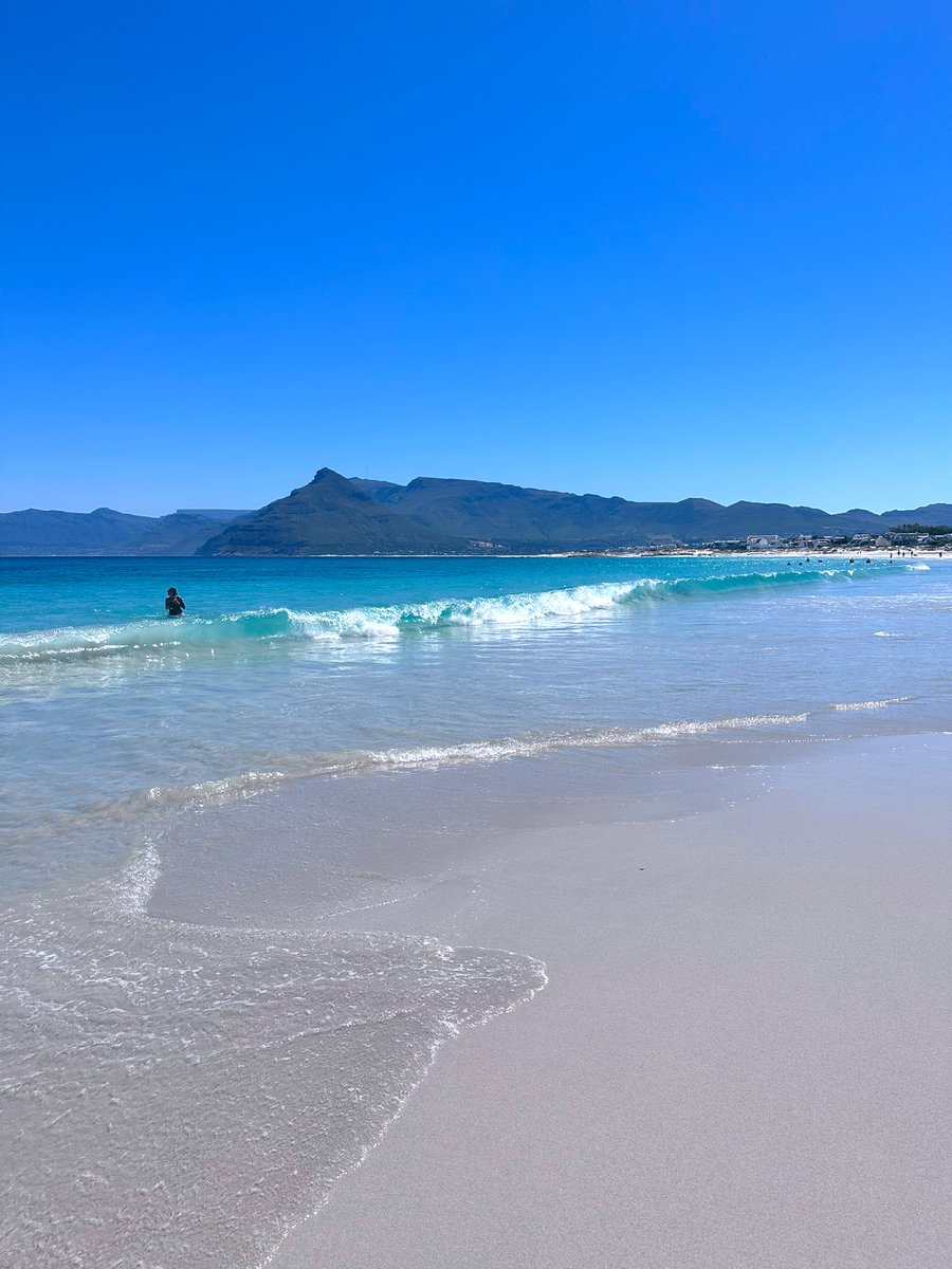 Kommetjie is truly one of the most beautiful places in a very beautiful Cape Town.