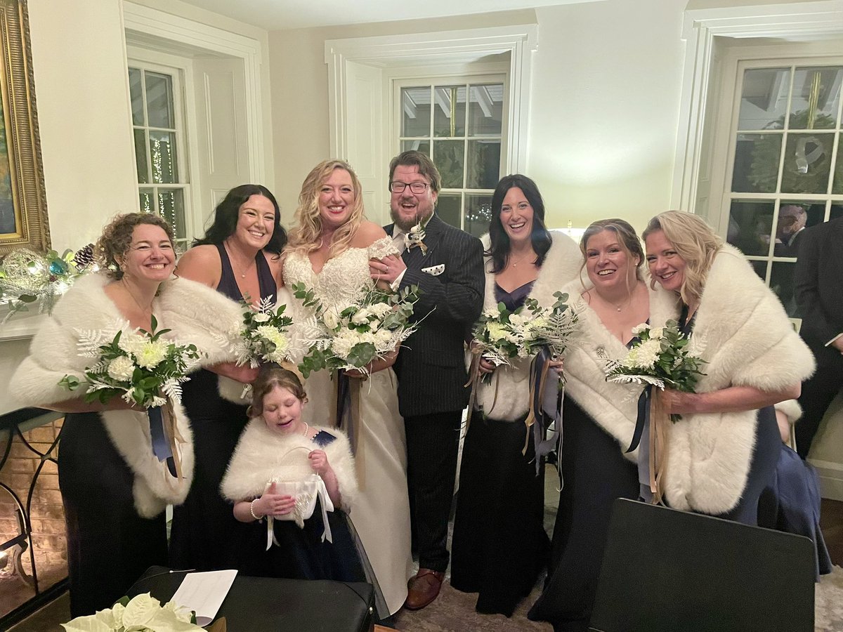 druczhak's tweet photo. Hello.  I am now married.  Thank you. https://t.co/su4ZKZkvqo