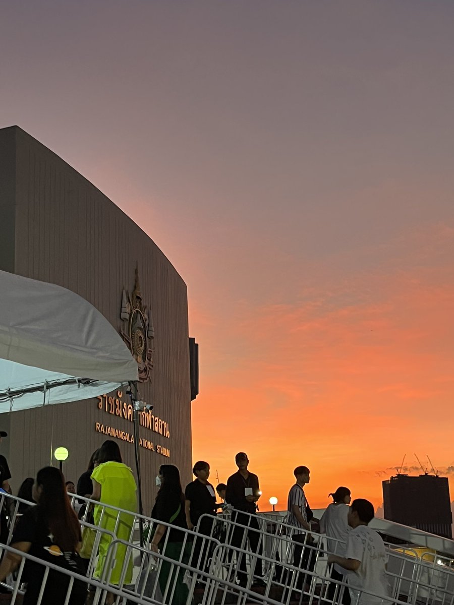 I believe that one day we will meet got7 at this place and cheering for you!💚
Waiting for you whatever how long.
<a href="/BamBam1A/">BamBam</a> <a href="/YOUNGJAExArs/">영재 YOUNGJAE</a> See you next time🥹🥹
#got7 #GOT7xSMAinBKK #BamBam #youngjae