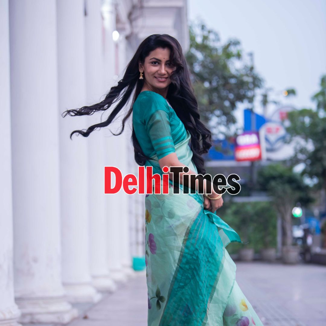 'I was a part of #Venky’s drama society. I think it is one of the best in #DelhiUniversity. That’s where acting happened for me' On her recent visit to Delhi, #SritiJha shared insights about acting, her days at DU and more #SritiJha #Delhi Read: shorturl.at/xM137