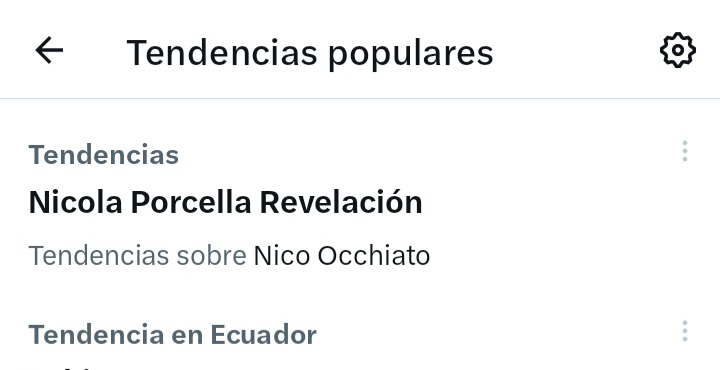 VirginiaSan8's tweet photo. Ecuador ama a nicola  siempre es tendencia desde k estaba en la casa de los famosos no a dejado de ser tendencia ya eres un ecuatoriano más  @NicolaPorcella 
Nicola Porcella Revelación https://t.co/ySHCIvE7Ig