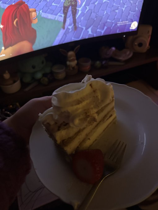 Oh god yes https://t.co/xBRbm3PwSJ<a href="/tag/twilight"class="tags"><span>#twilight</span></a>