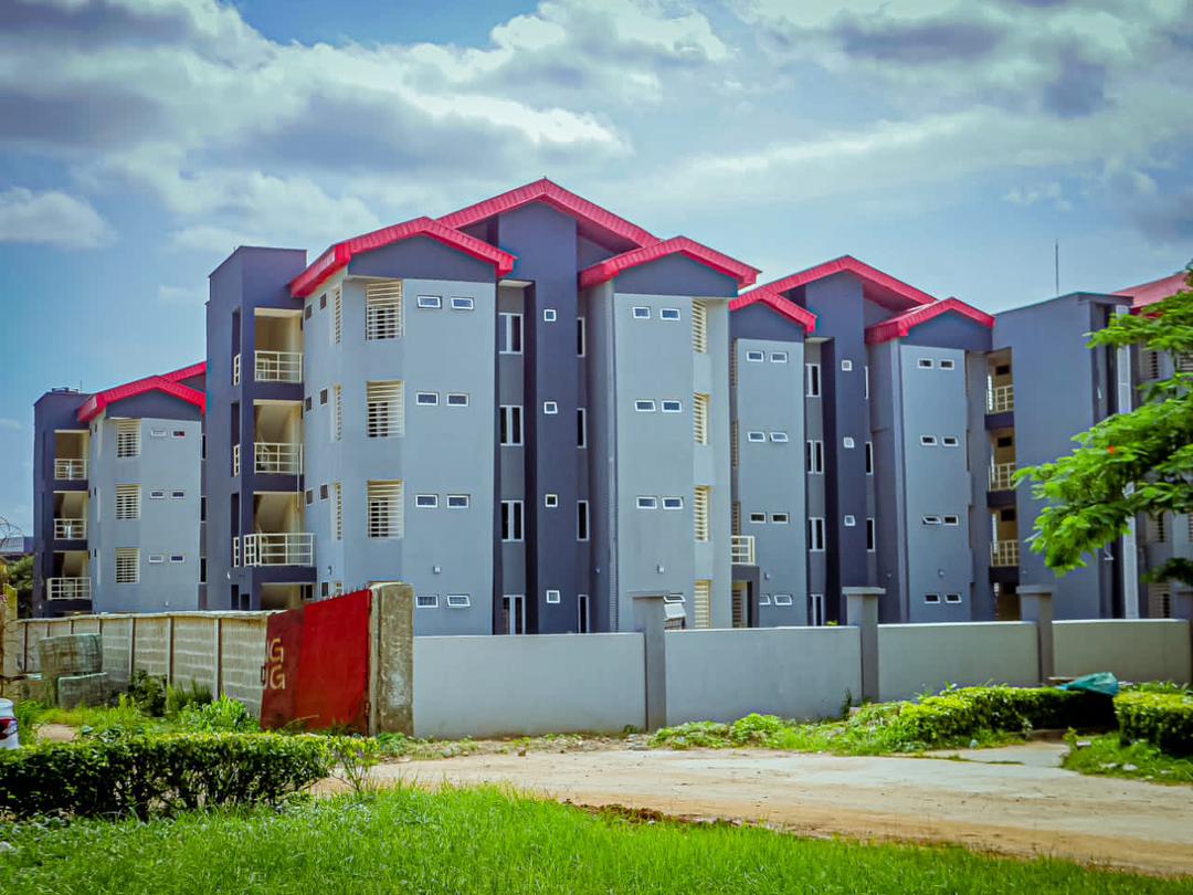 DeeOneAyekooto's tweet photo. FEMI GBAJABIAMILA HALL OF RESIDENCE, UNIVERSITY OF LAGOS

The @femigbaja Hall of Residence is situated on the main campus of University of Lagos, Akoka, Lagos. It is a 484-bed Landmark students hostel facility builts on a total land area of 2924.0 sq.m. 

The facility makes statement and very visible as a landmark structure from both the Bariga and Abule Oja appoaches to the main gate of the University.

The University of Lagos is the first Federal Government-owned university in Nigeria, established on October 22, 1962 by an Act of Parliament. It is a research-oriented university which places premium on innovation and sound scholarship. It parades a wide range of academic programmes at the undergraduate and postgraduate levels, offered on a full-time and part-time basis. It has three campuses which include: the Main Campus at Akoka, College of Medicine, Idi Araba, and the Radiography Campus at Yaba.

With a student population of about sixty (60) thousand, the current hostel bed spaces on the main campus is less than nine (9) thousand. This has resulted in a huge gap in hostel accommodation/bed spaces needs for students on campus. This has also resulted in constraint for the University to take on adequately, considerable number of international students.

The Femi Gbajabiamila International Students Hostel Complex comprises of 4 blocks; A , B, C, D
Each block is built on total land area of approximately 23m x 64m = 1472.0 sq.m. each. The blocks are largely structured as 4-man rooms and also with some single occupancy rooms.
• Number of 4-man rooms per Block = 57
• Number of Beds per Block = 228
• Number of Wardrobes = 114
• Number of 1-man rooms per Block = 12
• Number of Beds (1-man Rm) per Block = 12
• Number of Wardrobes (1-man Rm) = 12
Other facilitities provided for the student- occupiers in each block are, but not limited to the following:
• Furnished Common Room =1. The common room is furnished with 15nos double seater chairs with a fairly big smart TV.
• Furnished Reading Rooms = 4. The reading rooms are furnished with tables and chairs for maximum of 48 users at once.
• Each hostel Block is provided with 1no Buttery to provide for some of the daily needs of residents.
• Each block of Hostel has 13no kitchennettes where the students can also cook for themselves.
• All rooms are provided with ceiling fans for the comfort of residents.
Apart from the above listed, 8no 10,000 litres each, surface water tanks have been provided to boost and guarranttee adequately treated water supply from the University mains. The complex will be connected to the University power grid.

With the completion of this project, international students from different countries and different cultural backgrounds will also find this Hostel to be “HOME AWAY FROM HOME” as the facility is expected to provide affordable housing for students under a harmonised, diversed socio-cultural atmosphere, with students sharing common areas, lounges, kitchennettes and bathrooms.
Hostel life is indeed a great way to make new friends worldwide and to learn about different cultures. We are looking forward to all students who will be previledged to be housed in this magnificient facility to experience this.
The Femi Gbajabiamila Hall of Residence is a support to the University of Lagos by the Chief of Staff to the President, a distinguished alumnus of the university. The project began with a groundbreaking ceremony in January 2021 when he was the Speaker of the House of Representatives..