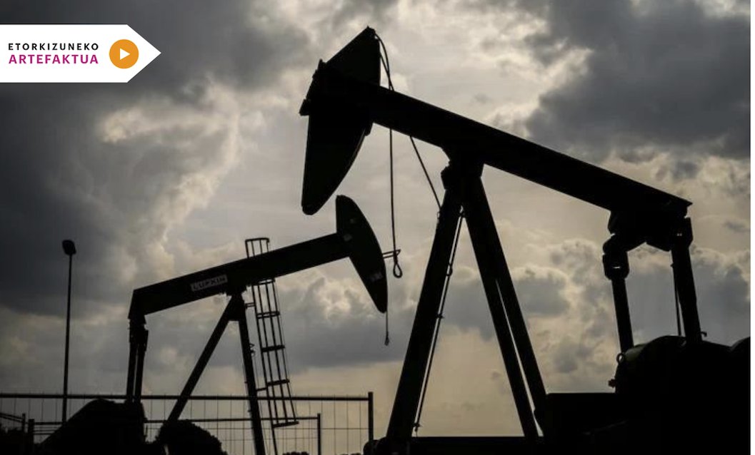 [Gaurko egunez... URTARRILAK 3]

Petrolioaren prezioa, 2008an zetorren krisiaren aurrerapena eta etorkizuneko hondamendien promesa

naiz.eus/es/2024/202401…

<a href="/zalduariz/">Beñat Zaldua</a> 

Etorkizuneko #Artefaktua 1977-2024