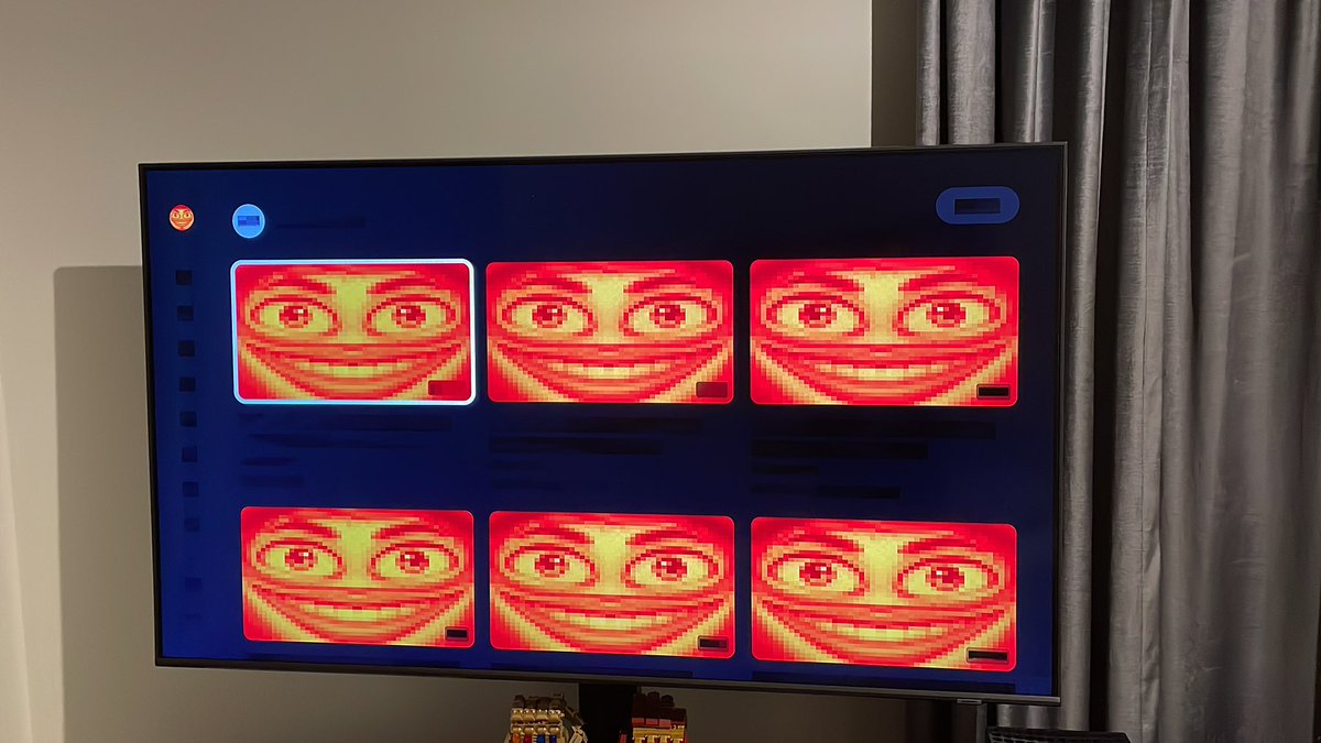 MikeDemko8's tweet photo. My YouTube app on my TV is bugged out and it’s terrifying @KYR_SP33DY https://t.co/t7pWQp5S5o