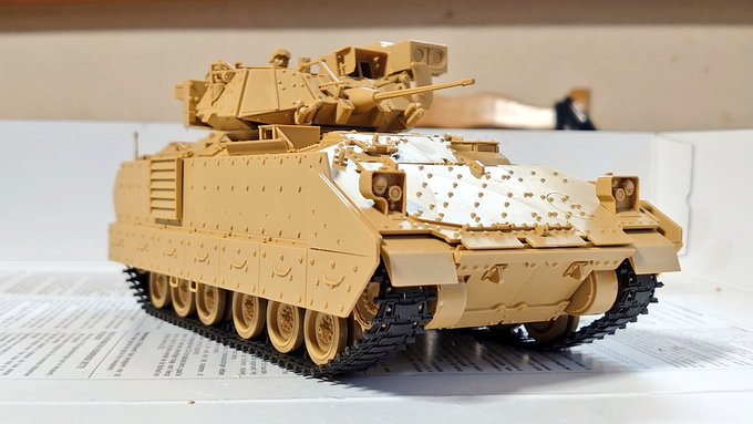 「military vehicle tank」 illustration images(Latest)｜5pages