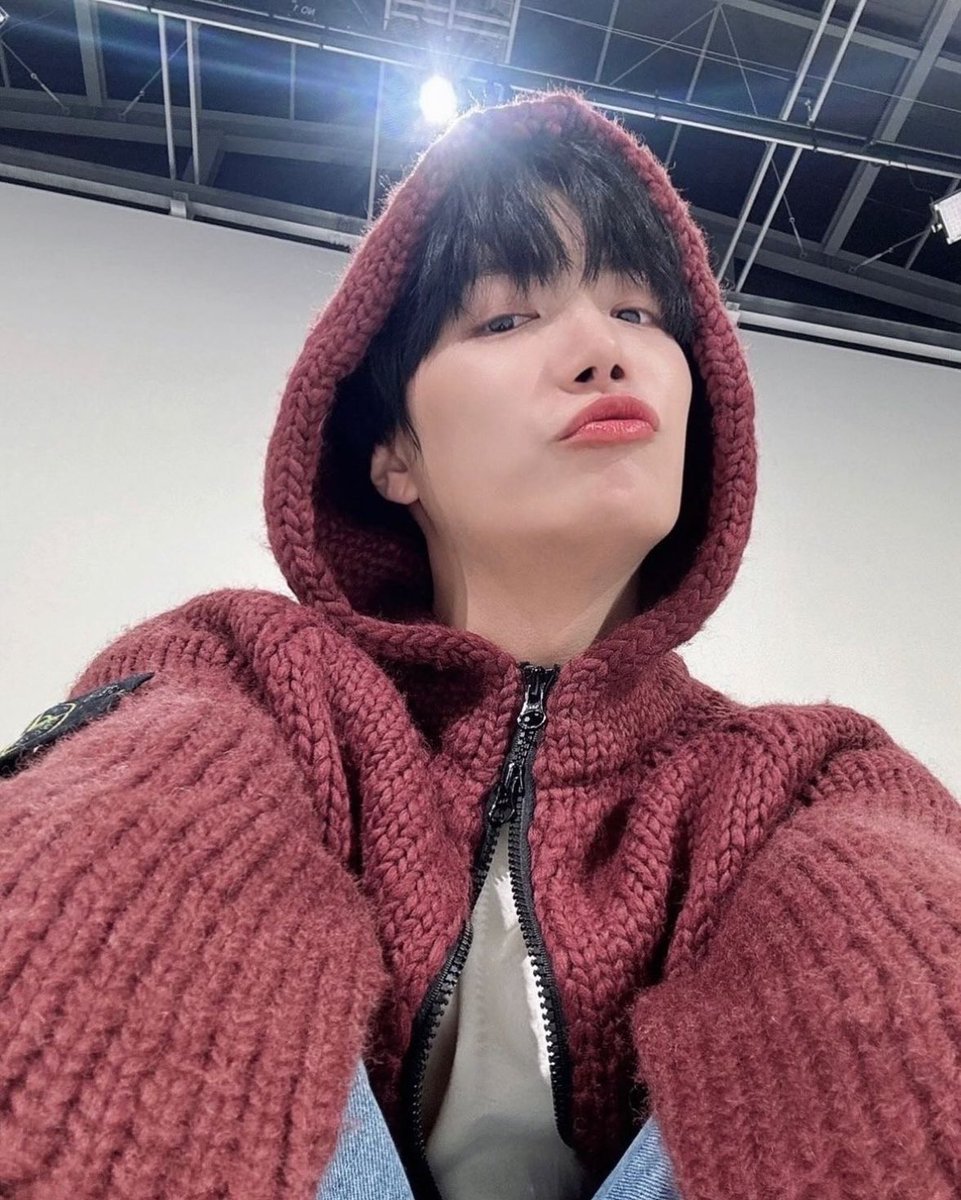 juju_0608's tweet photo. #앤유의_모토는_김종현
듀근듀근 どきどき💙💛
#KimJonghyeon_MOTTO
화이팅 ファイティン💙💛 https://t.co/pmV7ZX9FSl