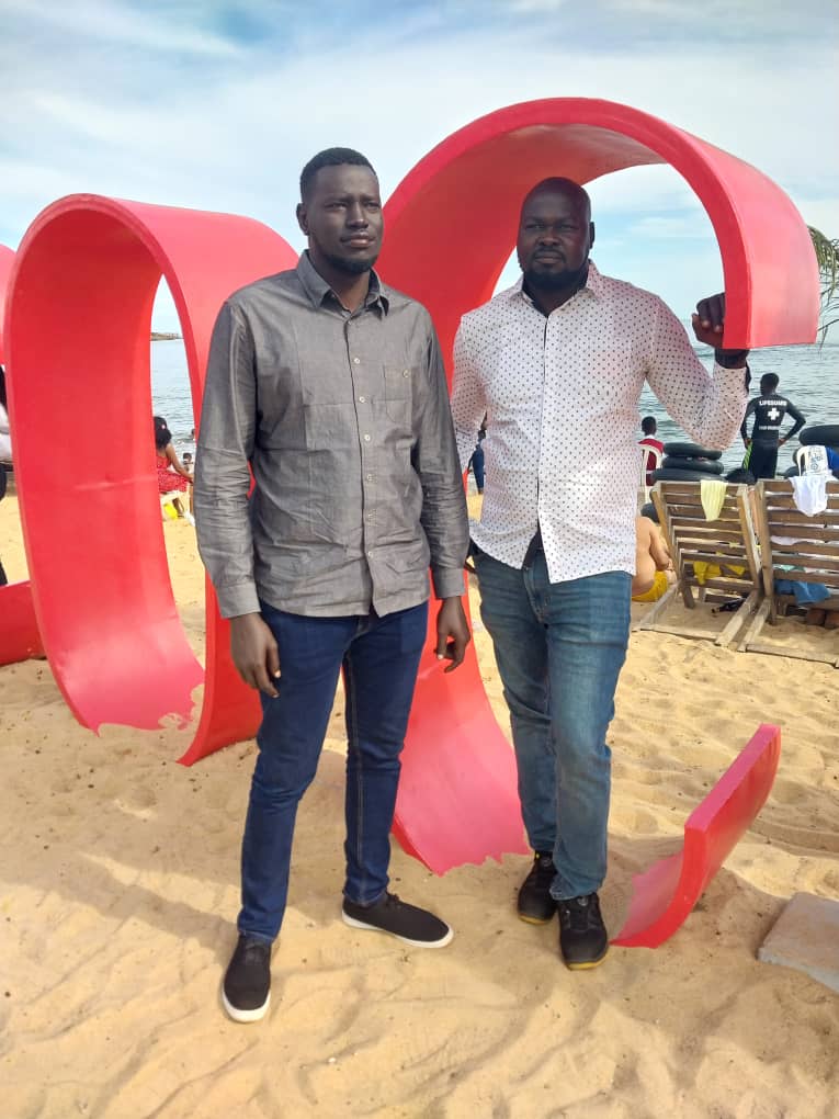 ahaar_maker's tweet photo. Happy new month and year to us. https://t.co/JW1ajOM5l8