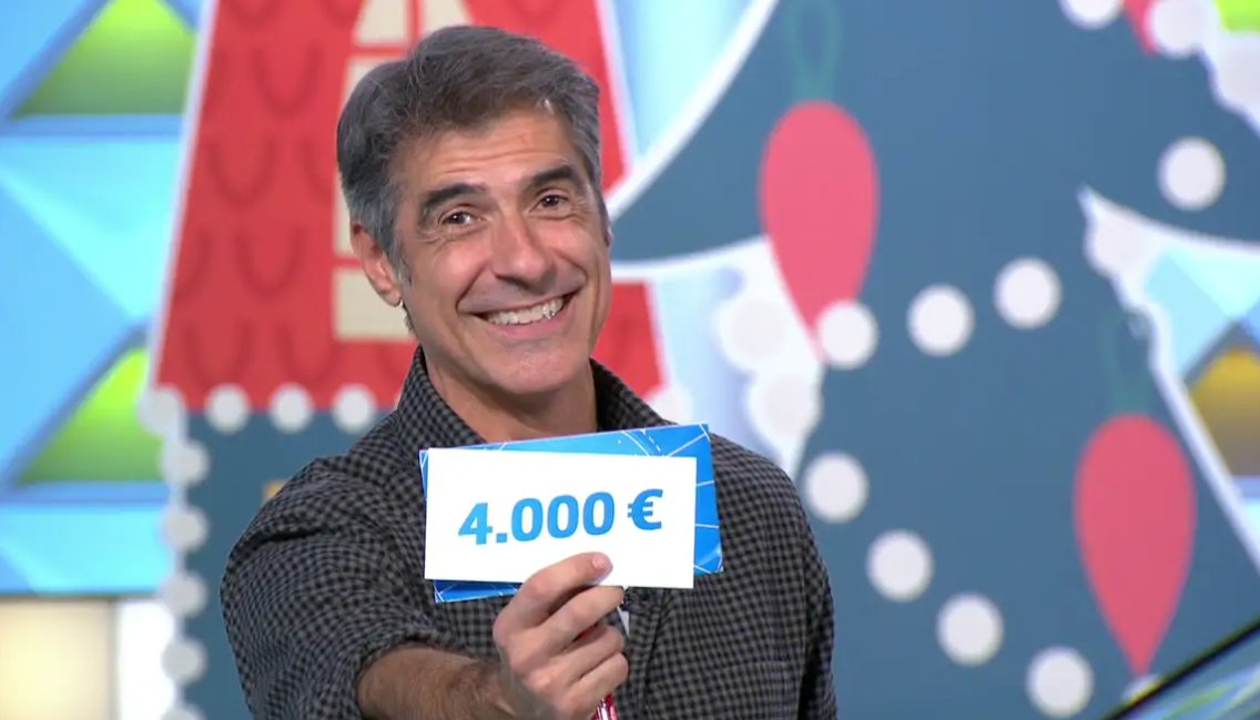 Atresmedia Comunicación (@atresmediacom) on Twitter photo #Audiencias |
🥇 <a href="/PasapalabraA3/">Pasapalabra</a> (18,4%), LÍDER y emisión no deportiva más vista del día con 4,2 M de espect. únicos
🥇 <a href="/LaRuletaSuerte/">Ruleta de la Suerte</a> es LÍDER en su segunda emisión MÁS VISTA de la temporada
Arrasa (20,8%), a casi 11 puntos de su rival y reúne a 3,4 M de espectadores únicos #Audiencias |
🥇 <a href="/PasapalabraA3/">Pasapalabra</a> (18,4%), LÍDER y emisión no deportiva más vista del día con 4,2 M de espect. únicos
🥇 <a href="/LaRuletaSuerte/">Ruleta de la Suerte</a> es LÍDER en su segunda emisión MÁS VISTA de la temporada
Arrasa (20,8%), a casi 11 puntos de su rival y reúne a 3,4 M de espectadores únicos