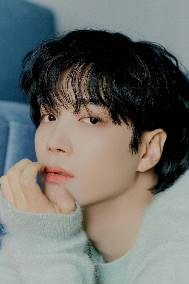 Hi_jhah68's tweet photo. 모토모토💙💙
#앤유의_모토는_김종현
듀근듀근✨️✨️
#KimJonghyeon_MOTTO https://t.co/BoB3AA7VNL