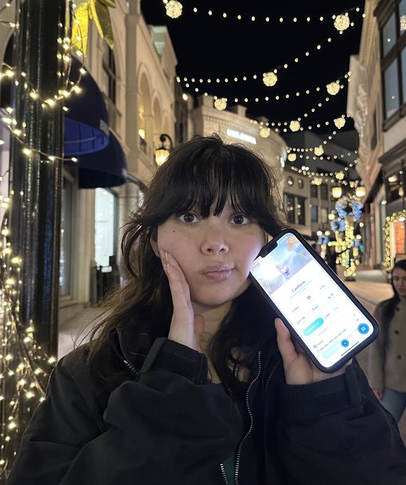 shiny castform spotlight hour https://t.co/b2PfKCRPIb