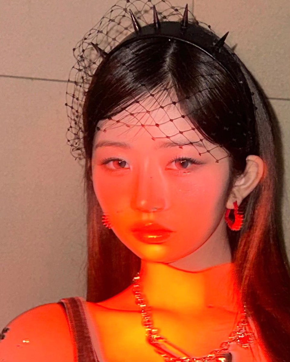 ivepics_'s tweet photo. rei instagram update https://t.co/lLMiuvtoVu