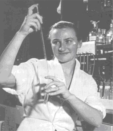 El 03/01/2013 falleció la bioquímica Marianne Grunberg-Manago. Descubrió la ARN-polimerasa (junto a Severo Ochoa), un hallazgo clave para la genética.
Aunque Ochoa en su discurso la mencionó, ni él ni el Nobel reconocieron como merecía el trabajo de esta investigadora.