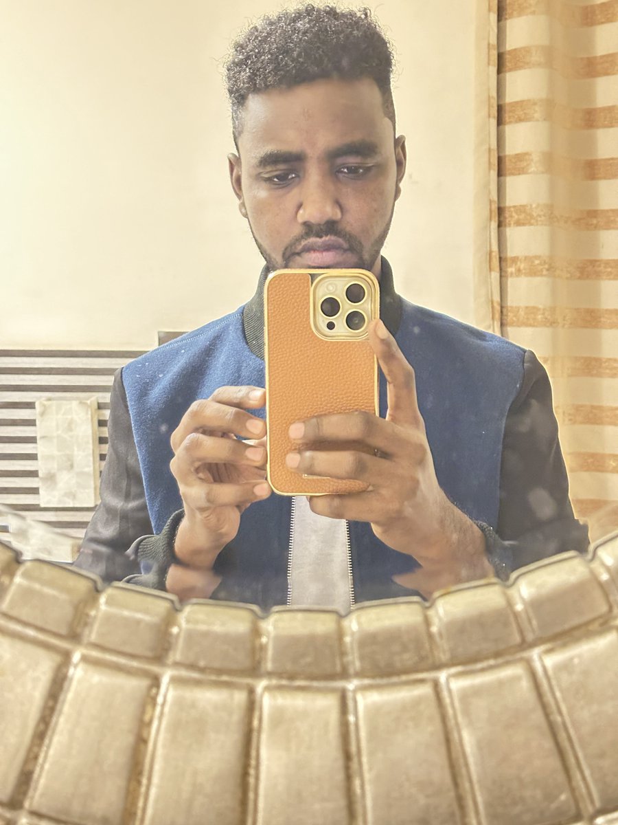 tamally11's tweet photo. اقسم بالعشقك الذي ملك الروح وسكن القلب أني اعشقك ولا اعشق سواك 🩷🫶 https://t.co/3ALzq7Z6d0