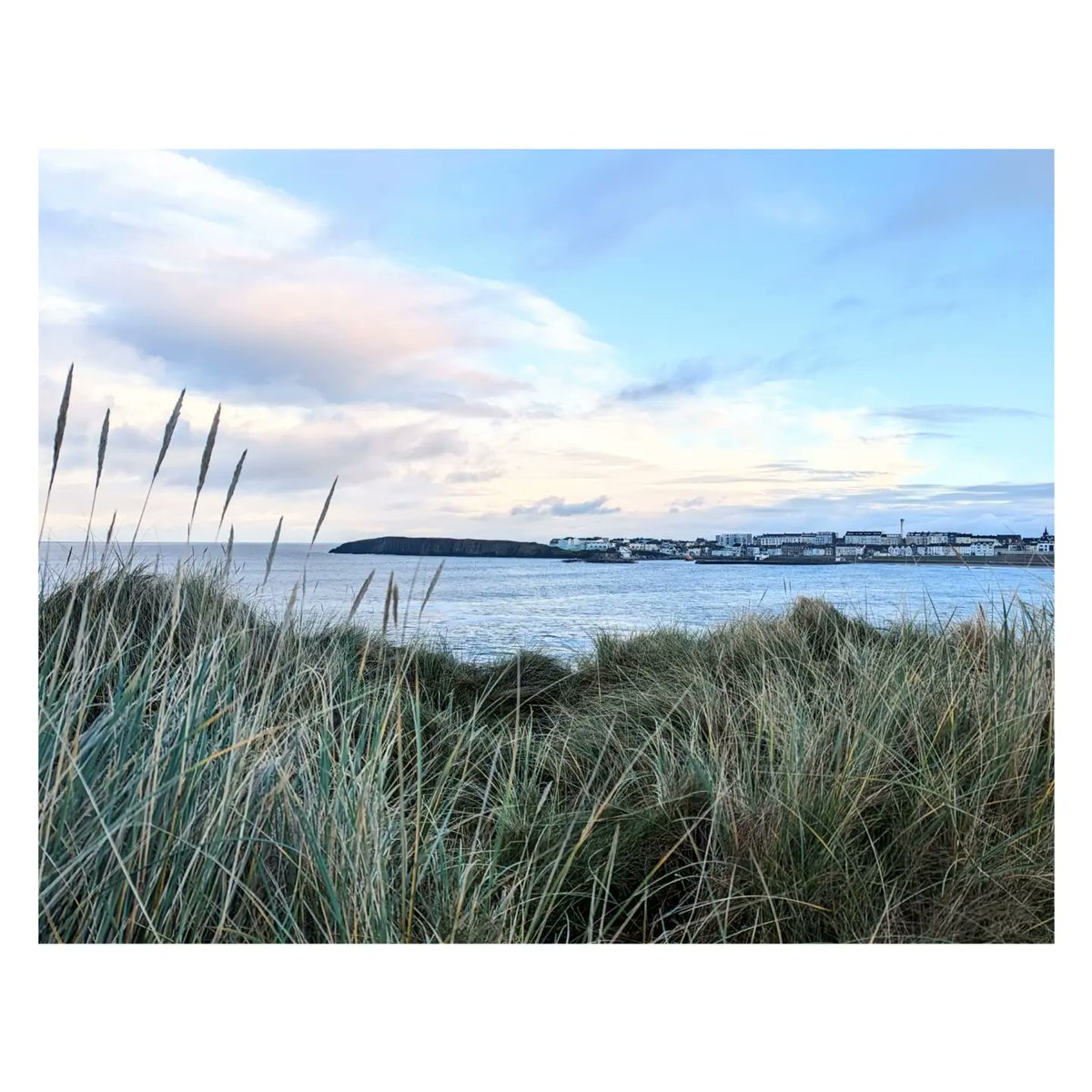 Beautiful Portrush this morning 💙🌊💙