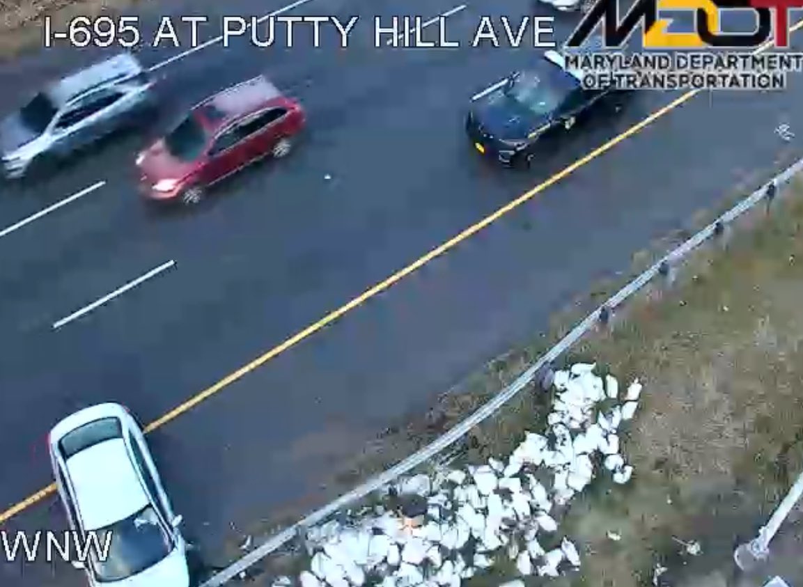 TonyOnTraffic's tweet photo. Crash activity on the IL of the beltway near Belair Rd blocks the left lane. Delays begin from Dulaney Valley Rd. @wbalradio @98Rock #wbaltraffic #mdtraffic #Overlea https://t.co/fZnxvdvTiP