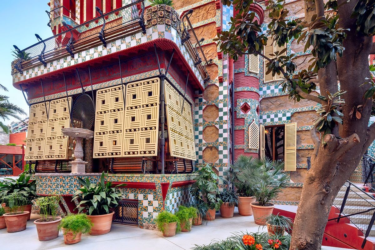 Well known that #Gaudi was one of the finest, but have you visited his first and under stated piece of genius @casa_vicens ? Truly wonderful, as is @BarcelonaInfoEN. Check out omotgtravel.com/europe/barcelo… @TravWriters @OMOTG