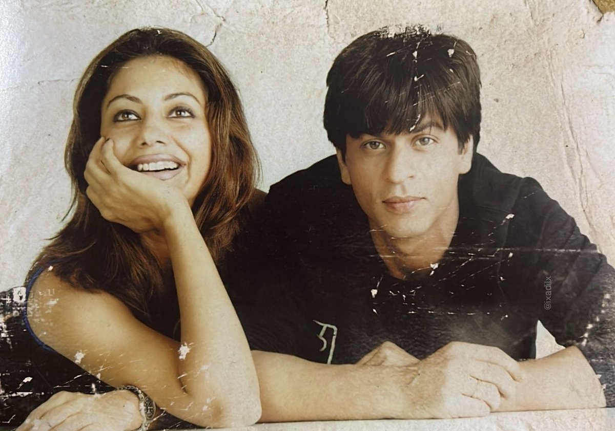 ixadilx's tweet photo. rare and unseen pics of SRK a thread. https://t.co/rH5QPCntAw