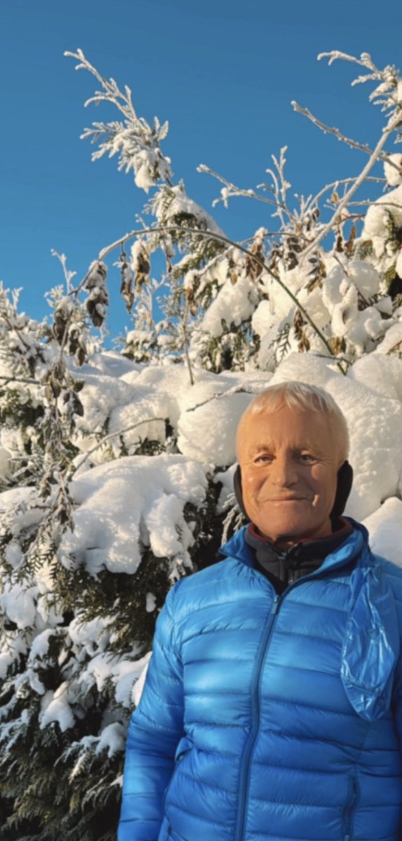 Happy New Year to all of you 🎉🎉
Let’s all try to be a little kinder to each other and just a smile can make a big difference for someone !!!
@disney #nordstrom  #epcot
#kind #Health #HappyHolidays