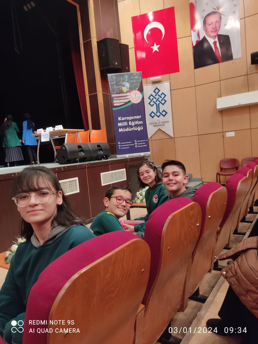 "HAYDİ BİL BAKALIM" İLÇE ŞAMPİYONU GAZİ 🏆
İlçemizde düzenlenen Haydi Bil Bakalım bilgi yarışmasının ilçe finalinde okulumuz 1. olmuştur. Öğrencilerimizi, ailelerini ve öğretmenlerimizi tebrik ediyoruz.
<a href="/KarapinarMEM/">Karapınar Milli Eğitim Müdürlüğü</a>