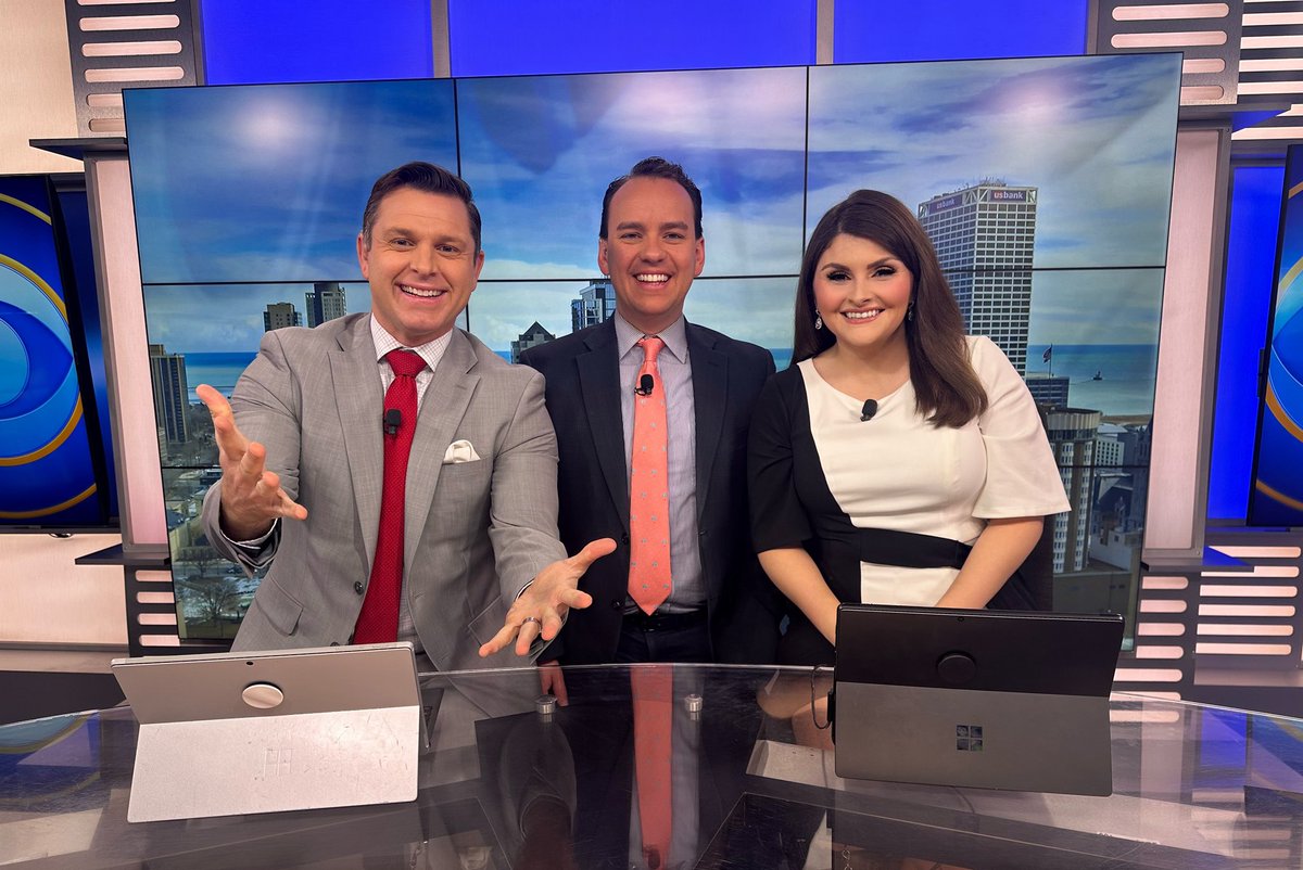 📺😎GOOD MORNING!! Join us now on the @CBS58 morning news! @MikeCurkov and I have your headlines, @JustinTGee has your forecast, and @mikeywx8 has live reports showcasing different art classes! We’re on until 8 am!