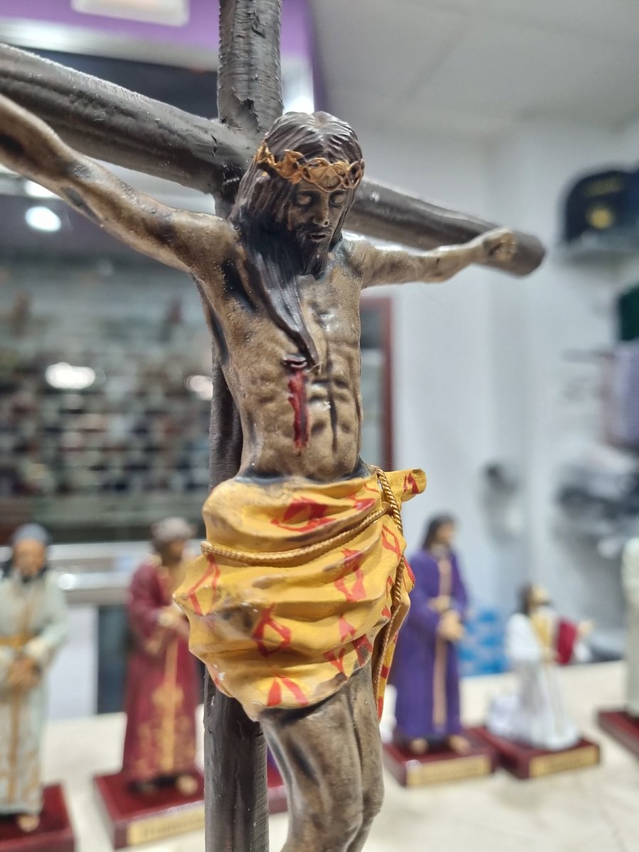 latiendacofrade's tweet photo. Figuras de la Semana Santa de Córdoba 

Listas para cumplir sueños https://t.co/rekNcSkEly