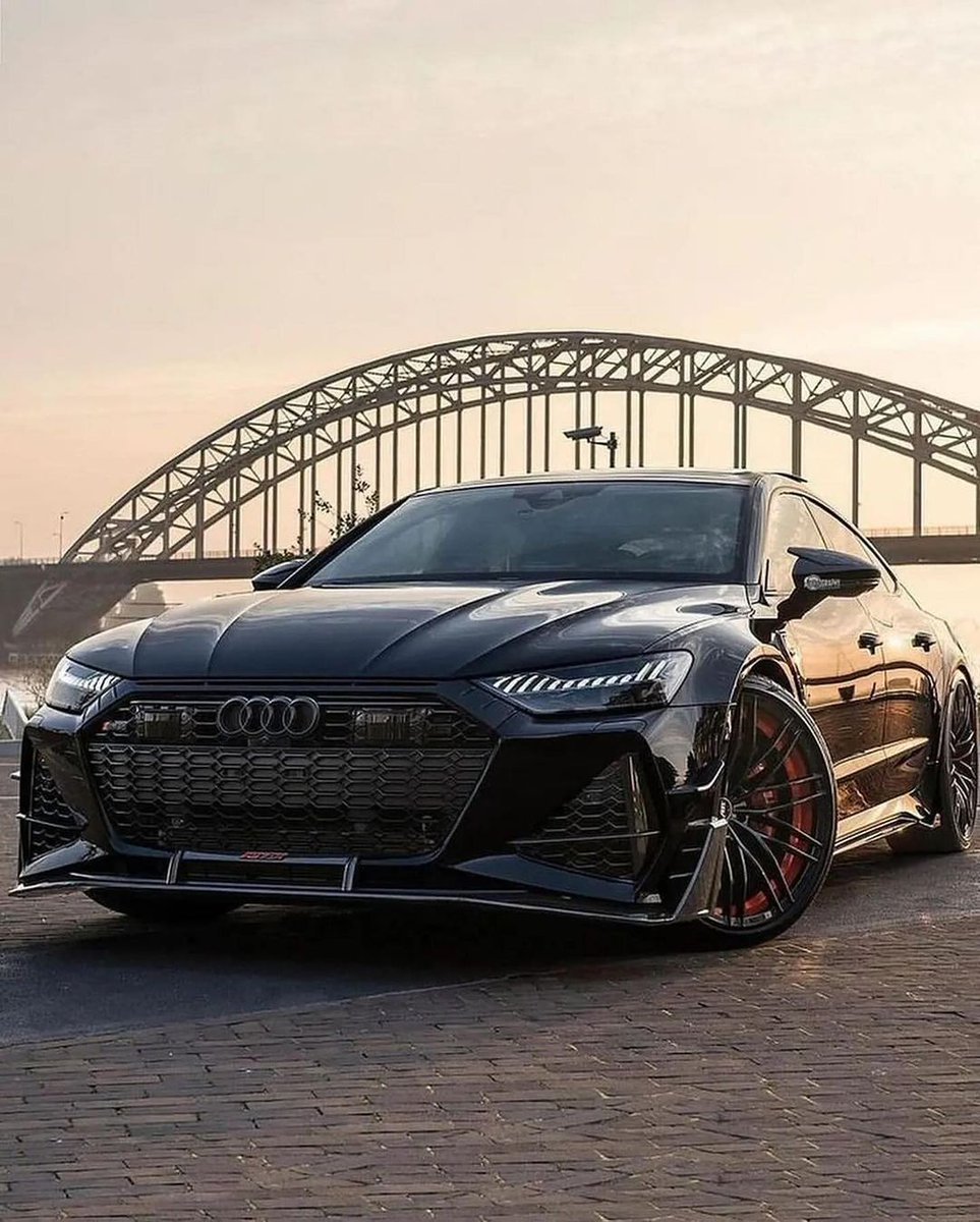Audi_respect's tweet photo. Massive Audi RS7-R ABT 🥵
.
.
.
.
.
🙏 Huge Audi Respect to:

@auditography 

#audirs7 #rs7 #audi #audigramm #audirespect https://t.co/W0FAUwAKmW