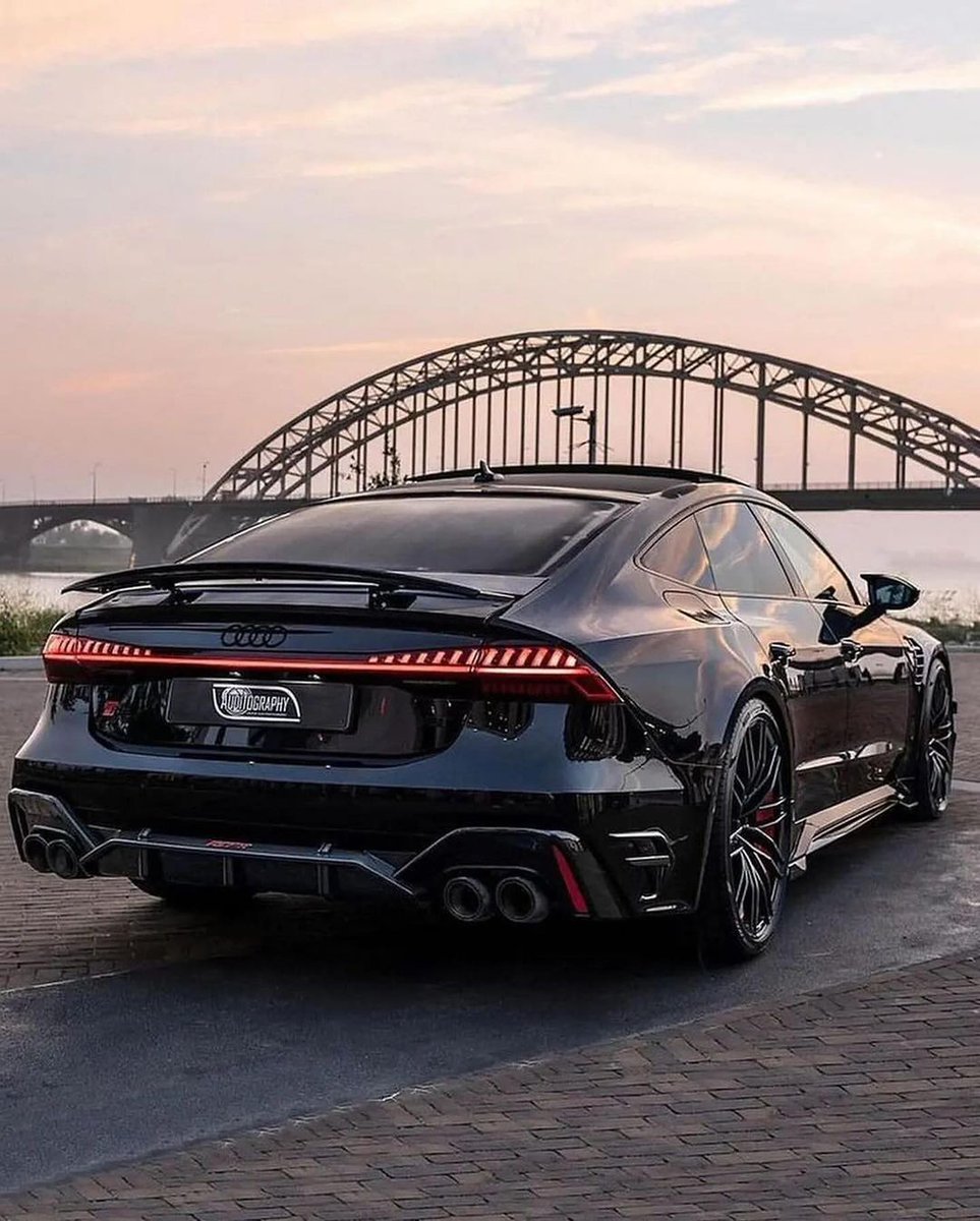 Audi_respect's tweet photo. Massive Audi RS7-R ABT 🥵
.
.
.
.
.
🙏 Huge Audi Respect to:

@auditography 

#audirs7 #rs7 #audi #audigramm #audirespect https://t.co/W0FAUwAKmW