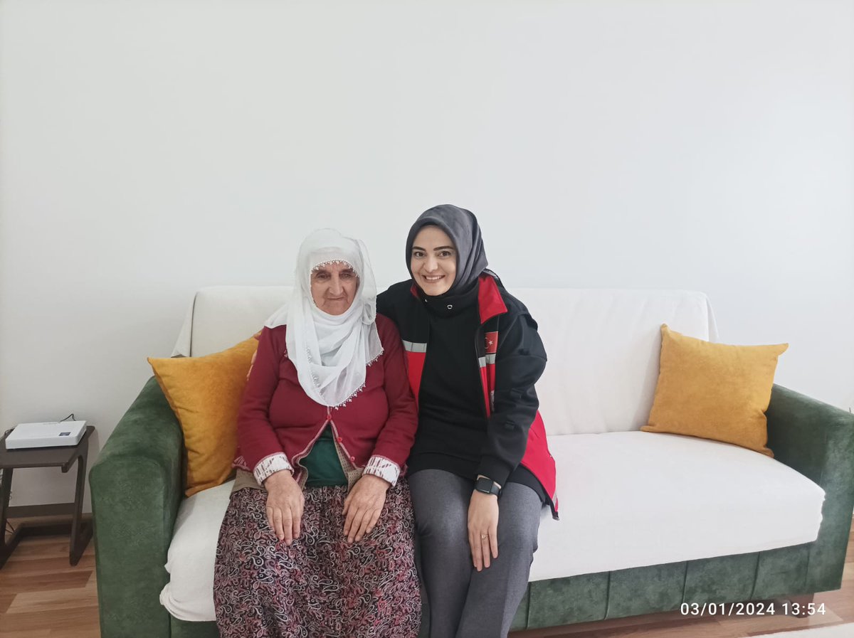 bingolashm12's tweet photo. İl Müdürlüğümüz tarafından Kıbrıs Gazilerimizden Abdulkadir ERTOĞAN ve Ahmet KURTARAN'ın ailelerini hanelerinde ziyaret ettiler.
@tcailesosyal @Abdulbariaksoy @Bingolashm https://t.co/0KJKXAJkNn
