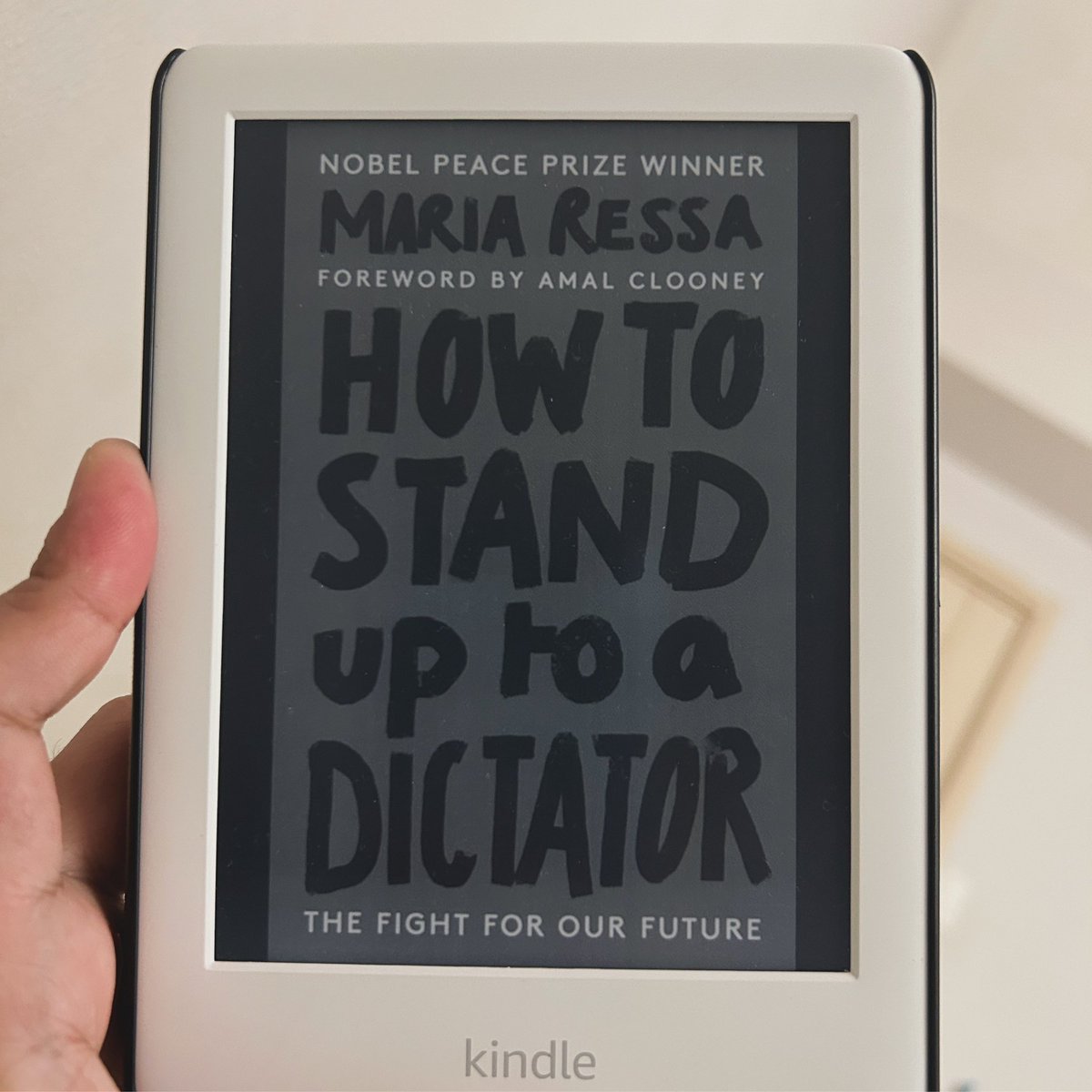 kuyimobile's tweet photo. New year, new book! Looking forward to reading this one! #onebookamonth #bookstagram #bookworm https://t.co/RaQJi3Vh80